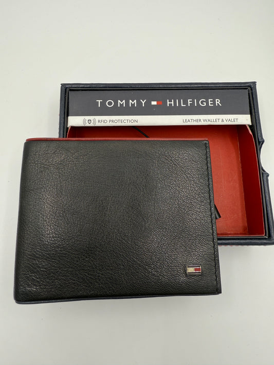 Tommy Hilfiger Bifold Leather Wallet for Men RRP£65